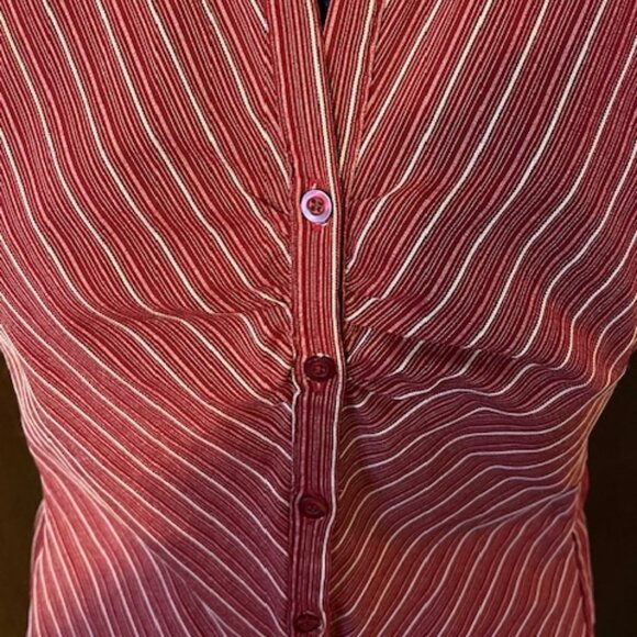 Red stretch fitted button down short sleeve shirt Y2K - Picture 3 of 6